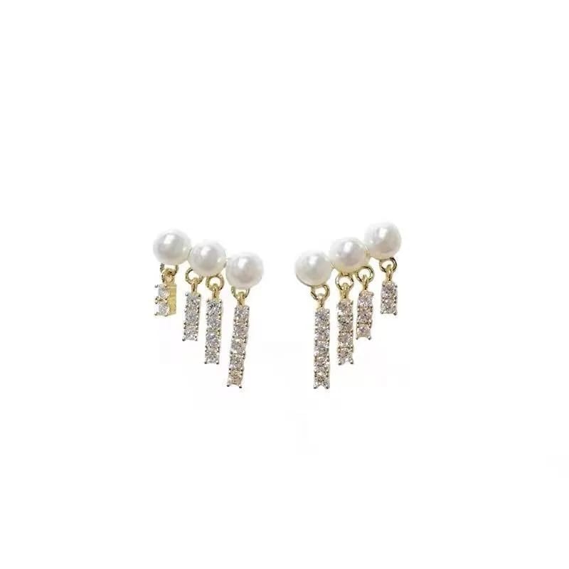 Retro Pearl Irregular Drop Earrings