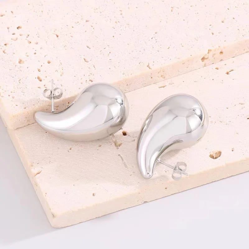 Chubby Tear Drop Hollow Silver Earrings