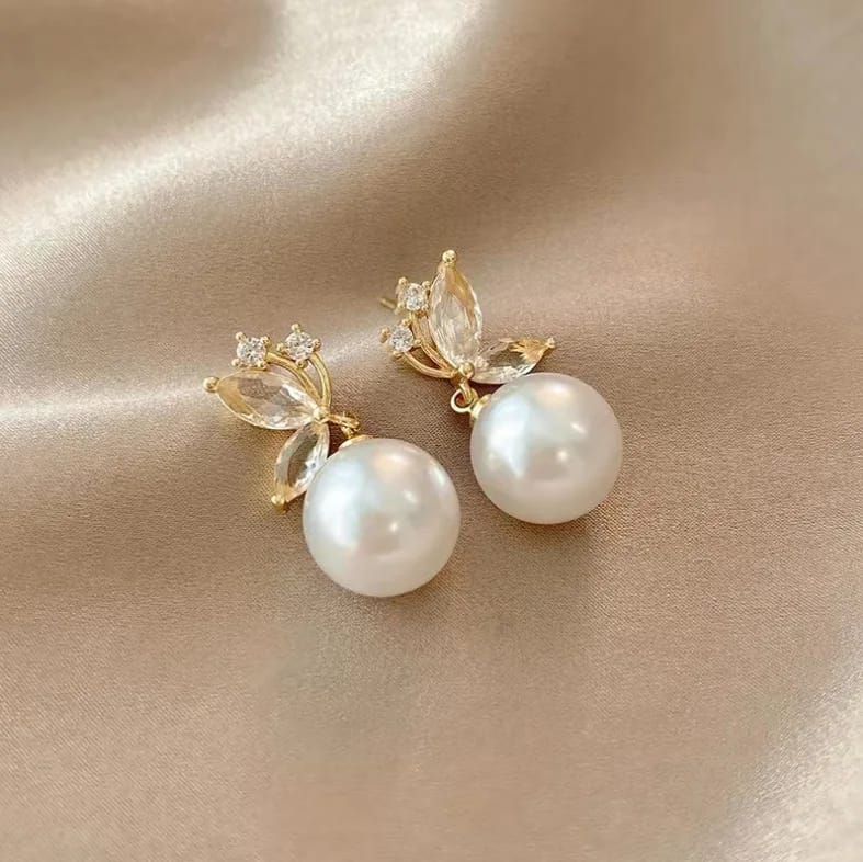 Crystal Butterfly With Big Pearl Drop Earrings