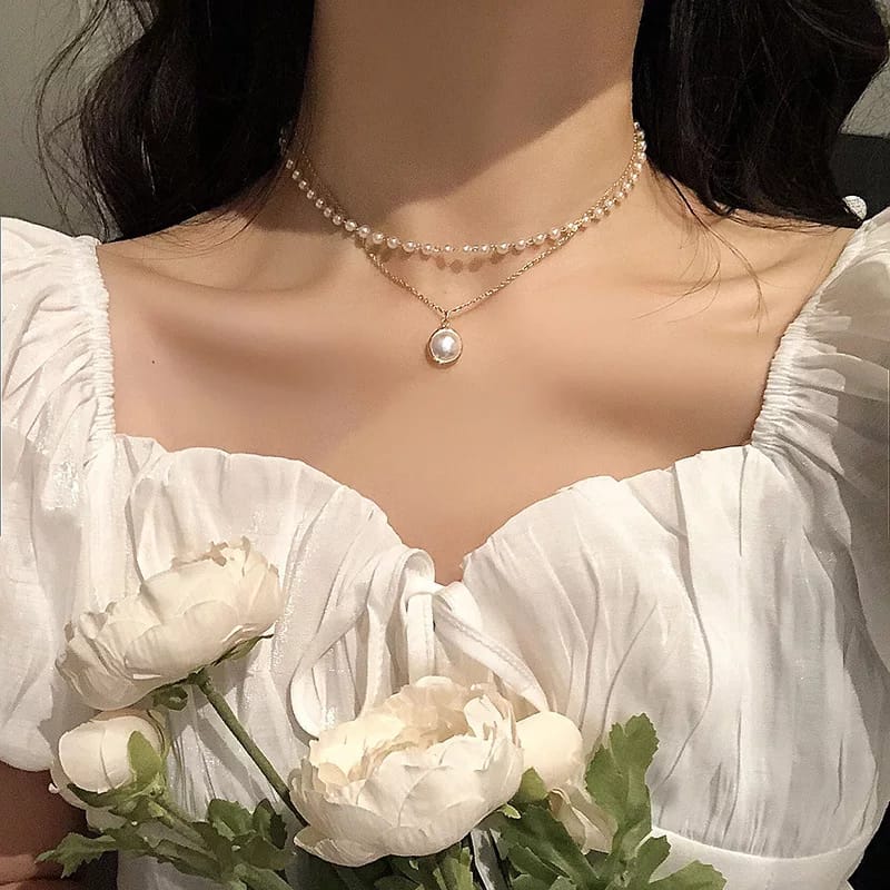 Double Layered Pearl Pendent Necklace