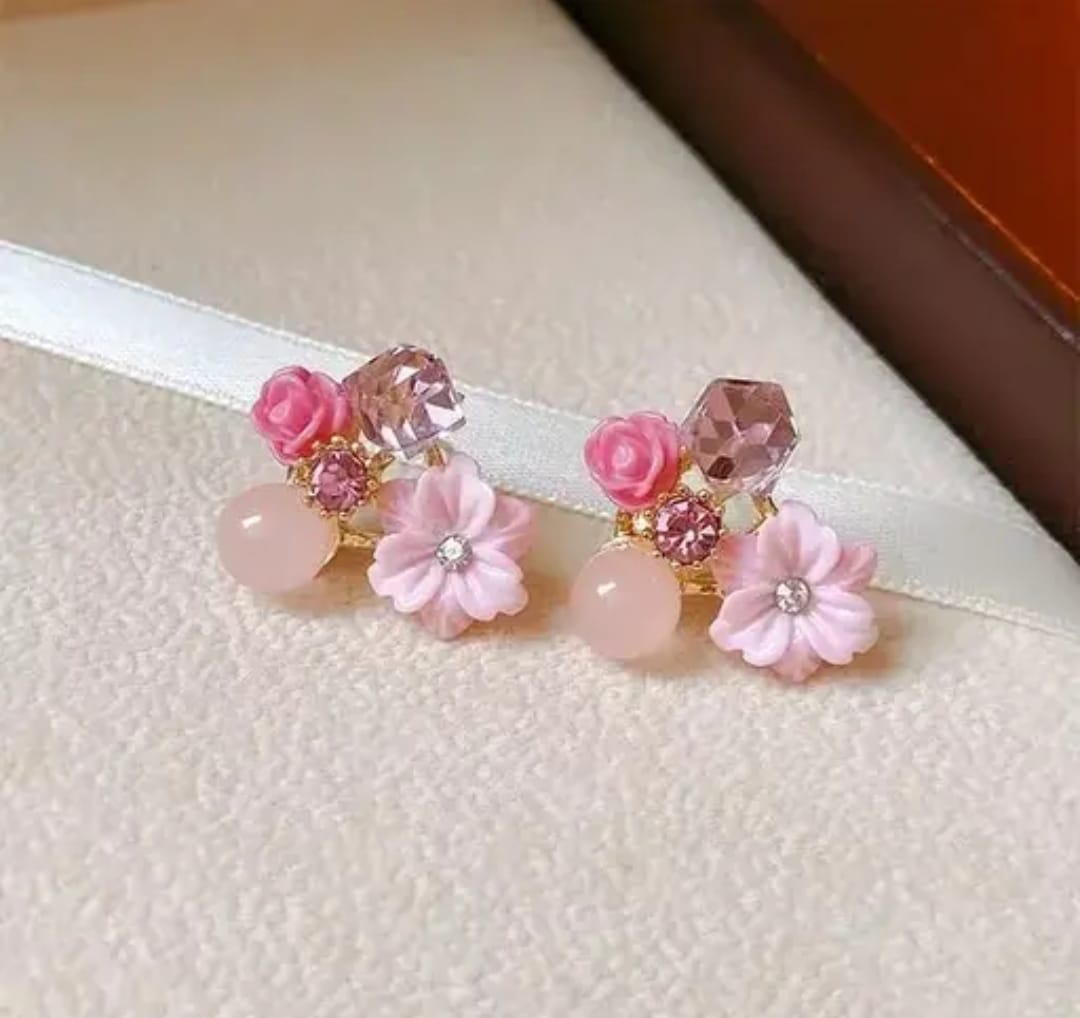 Retro Style Temperament Rhinestone Flower Stud