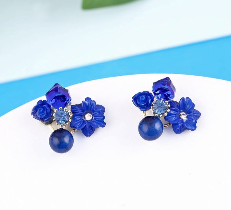 Retro Style Temperament Rhinestone Flower Stud