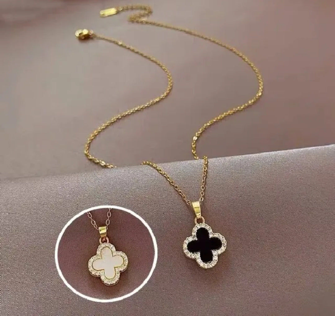 Reversible Two Way Wearable Clover Necklace