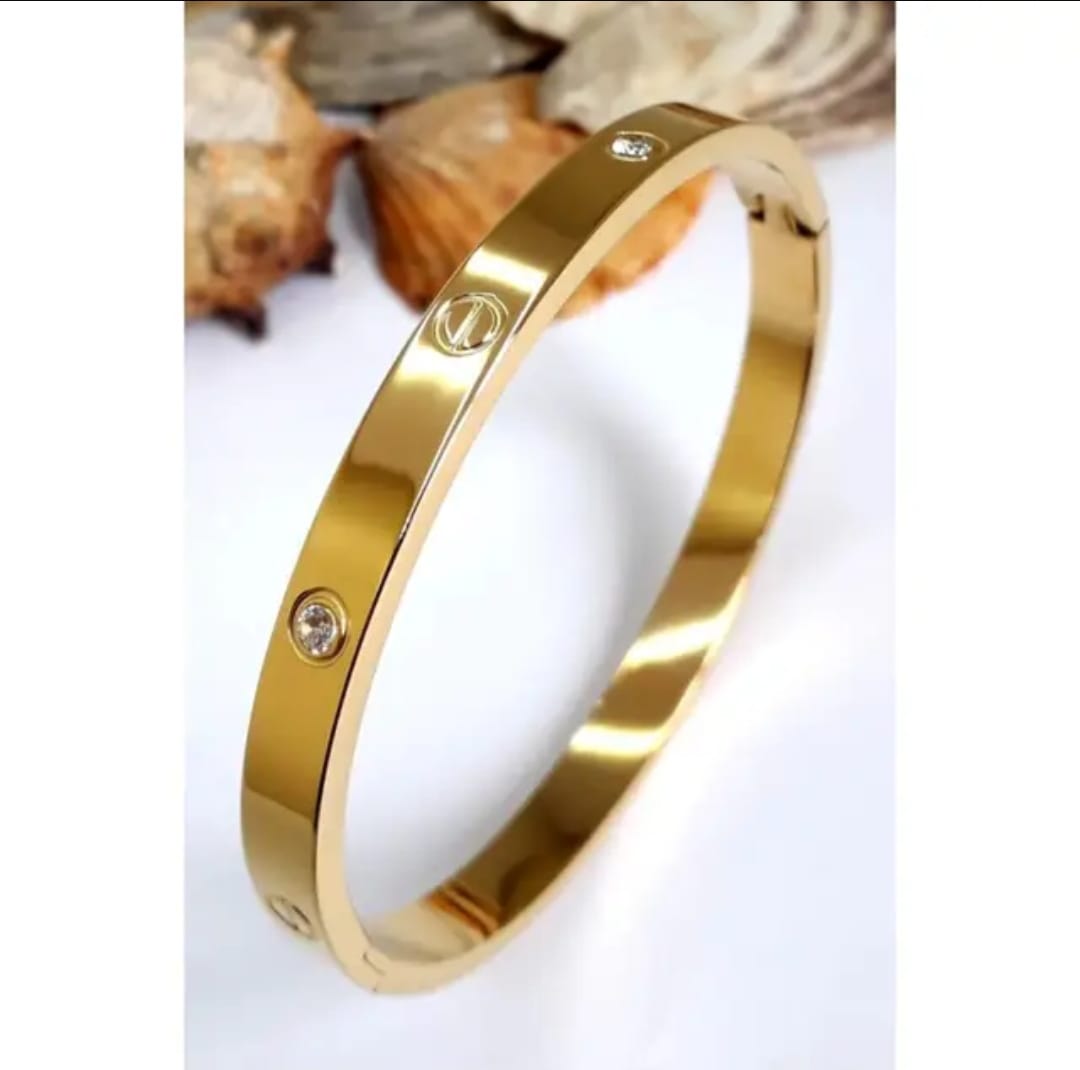 Anti Tarnish Gold Plated Stainless Steel Bracelet