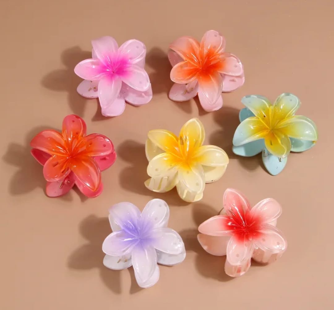 Hawaian Flower Shaped Hair Claw Clip