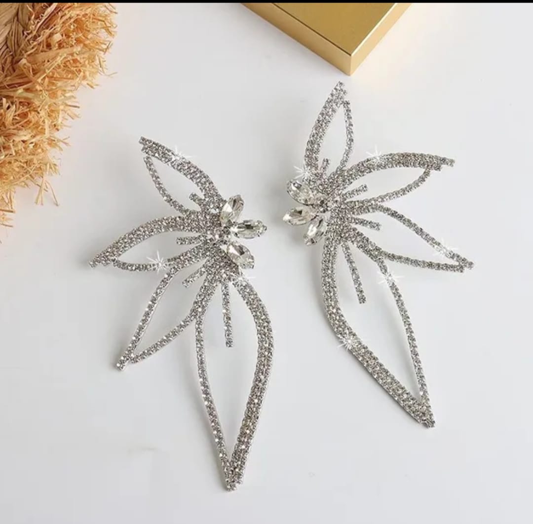 Big Leaf Rhinestones Silver Earrings